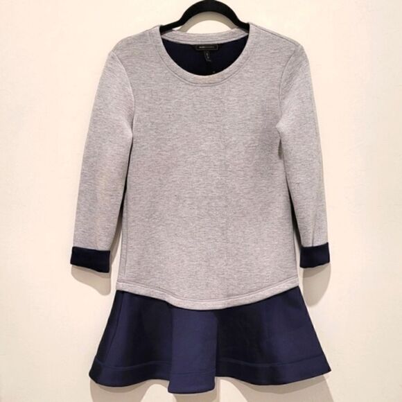 FINAL SALE🌷 BCBGMaxAzria sweater dress size xxs - Picture 2 of 12